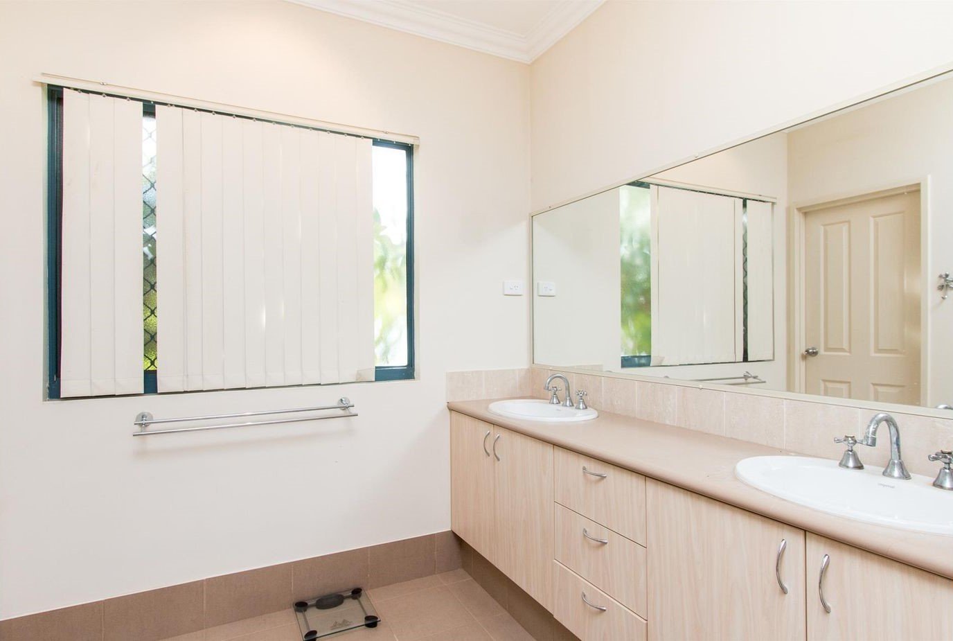 35 Durack Crescent BROOME 8