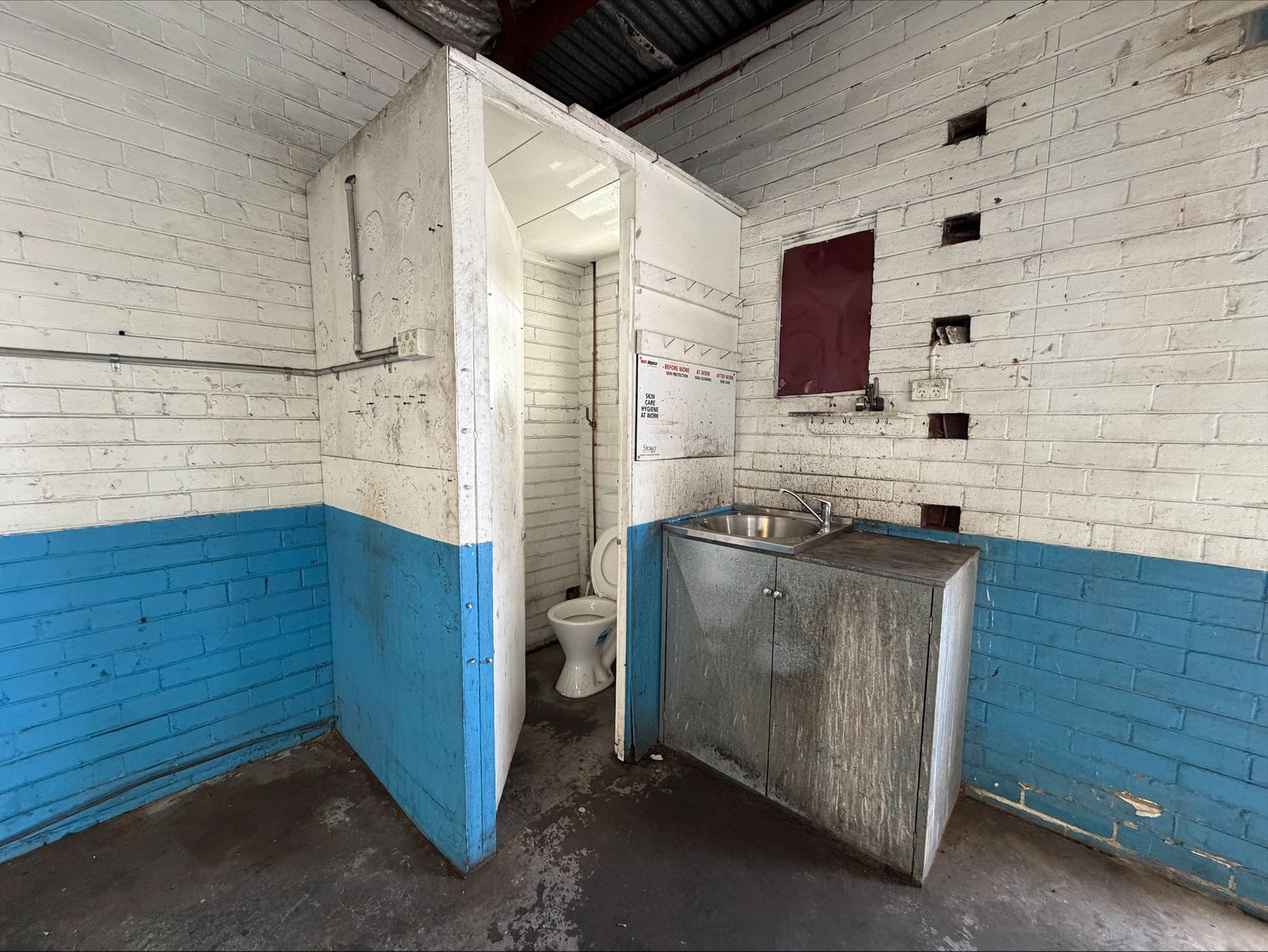 Gallery: 35 E Buckley Street