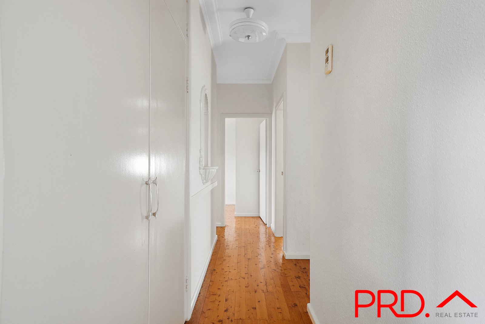 35 Edinburgh Avenue TAMWORTH 11