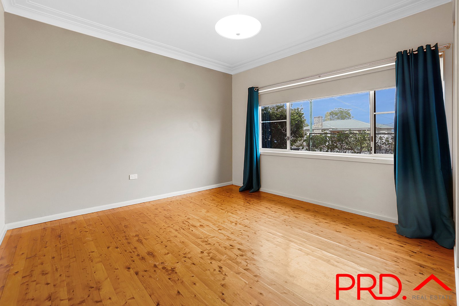 35 Edinburgh Avenue TAMWORTH 12