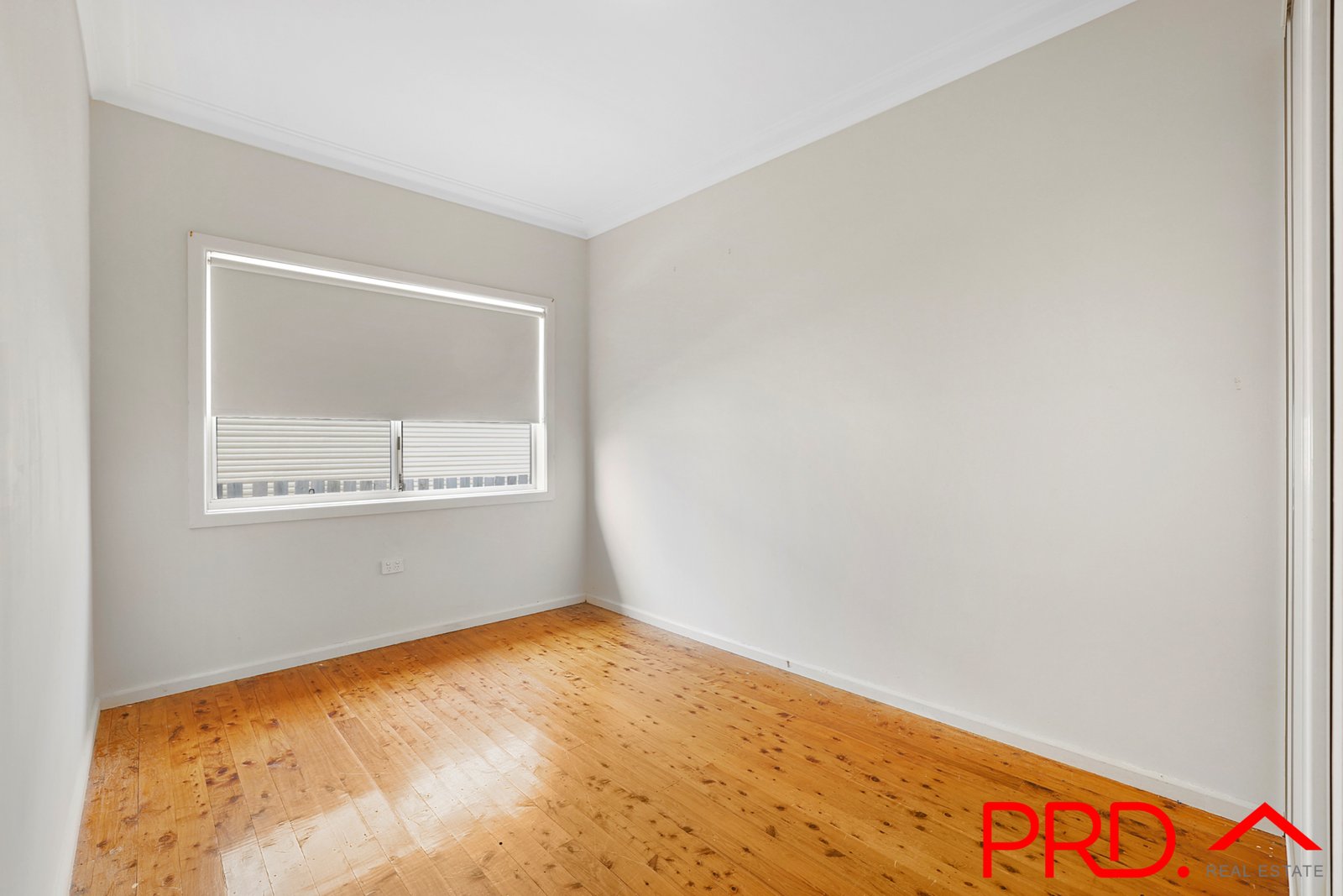 35 Edinburgh Avenue TAMWORTH 13