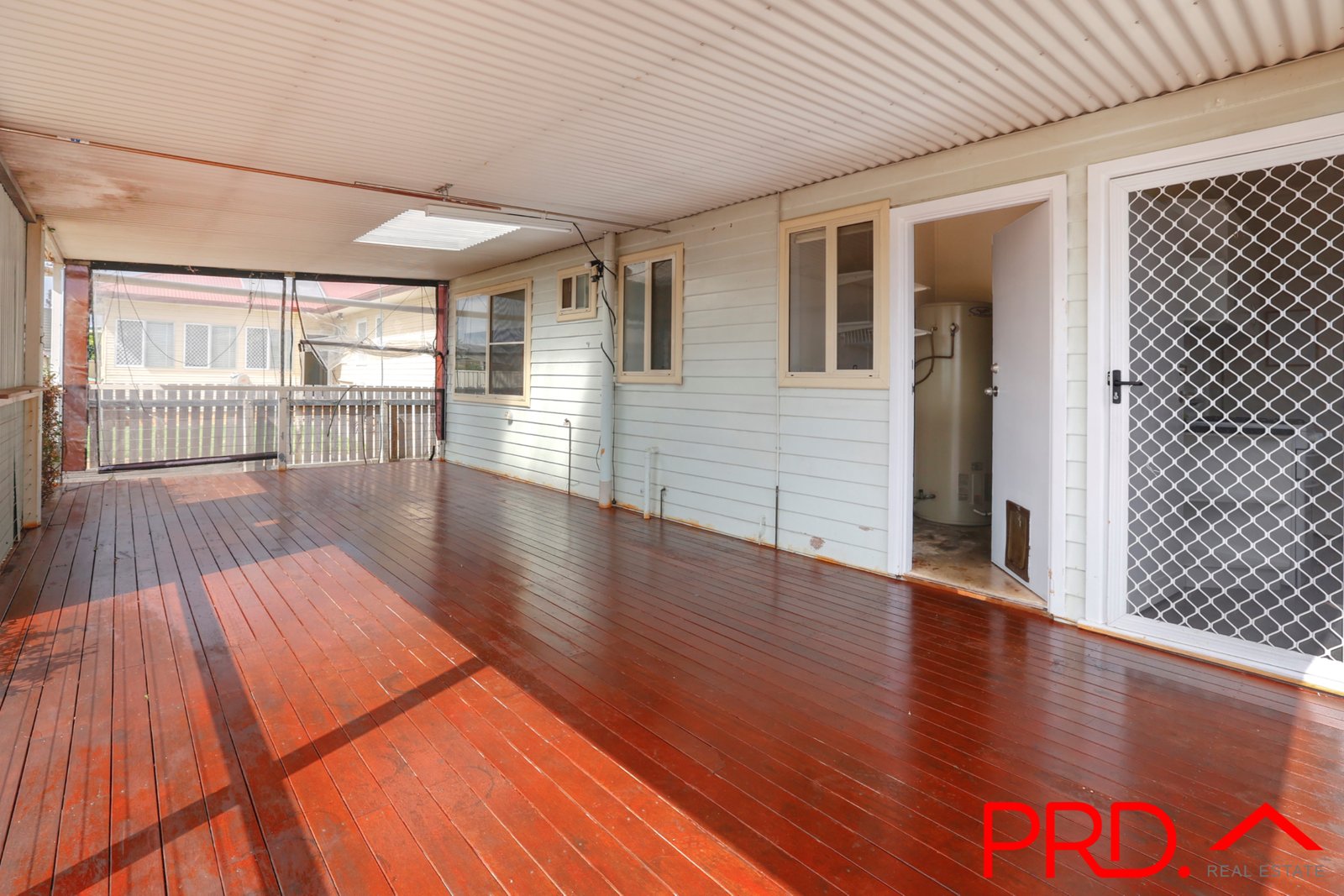 35 Edinburgh Avenue TAMWORTH 18