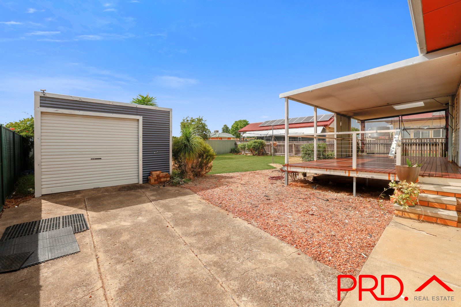 35 Edinburgh Avenue TAMWORTH 20