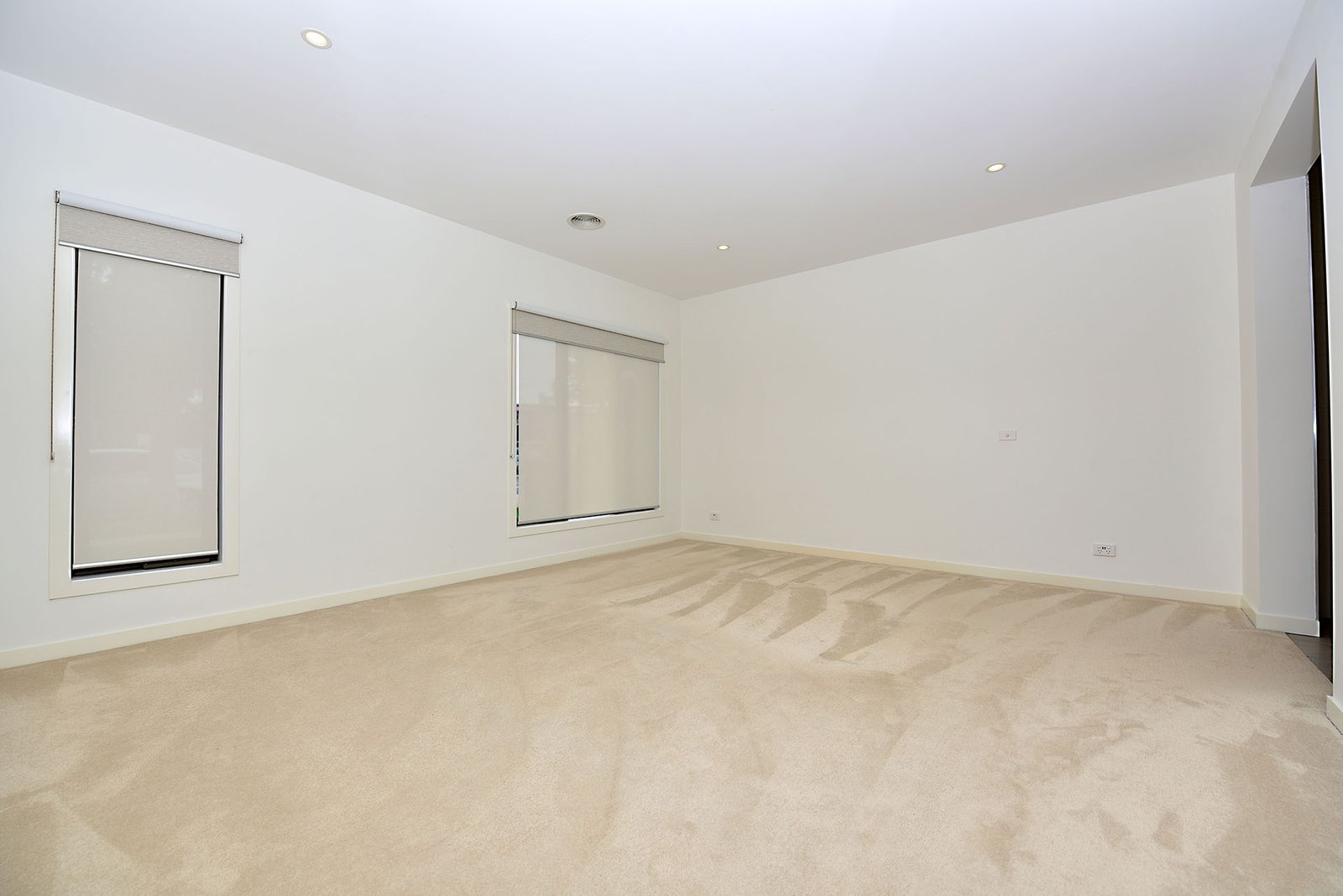 Gallery: 35 Eliburn Drive