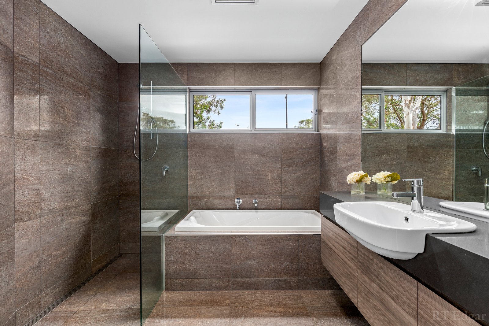 Real Estate and Property in 35 Empress Boulevard, Ocean Grove, VIC