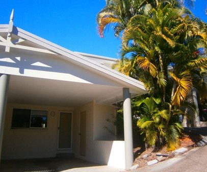 3/5 Eshelby Drive CANNONVALE 12