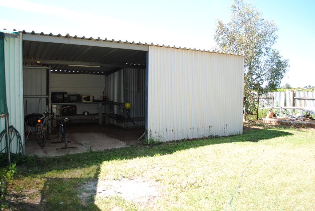35 Euston Avenue IRYMPLE 8