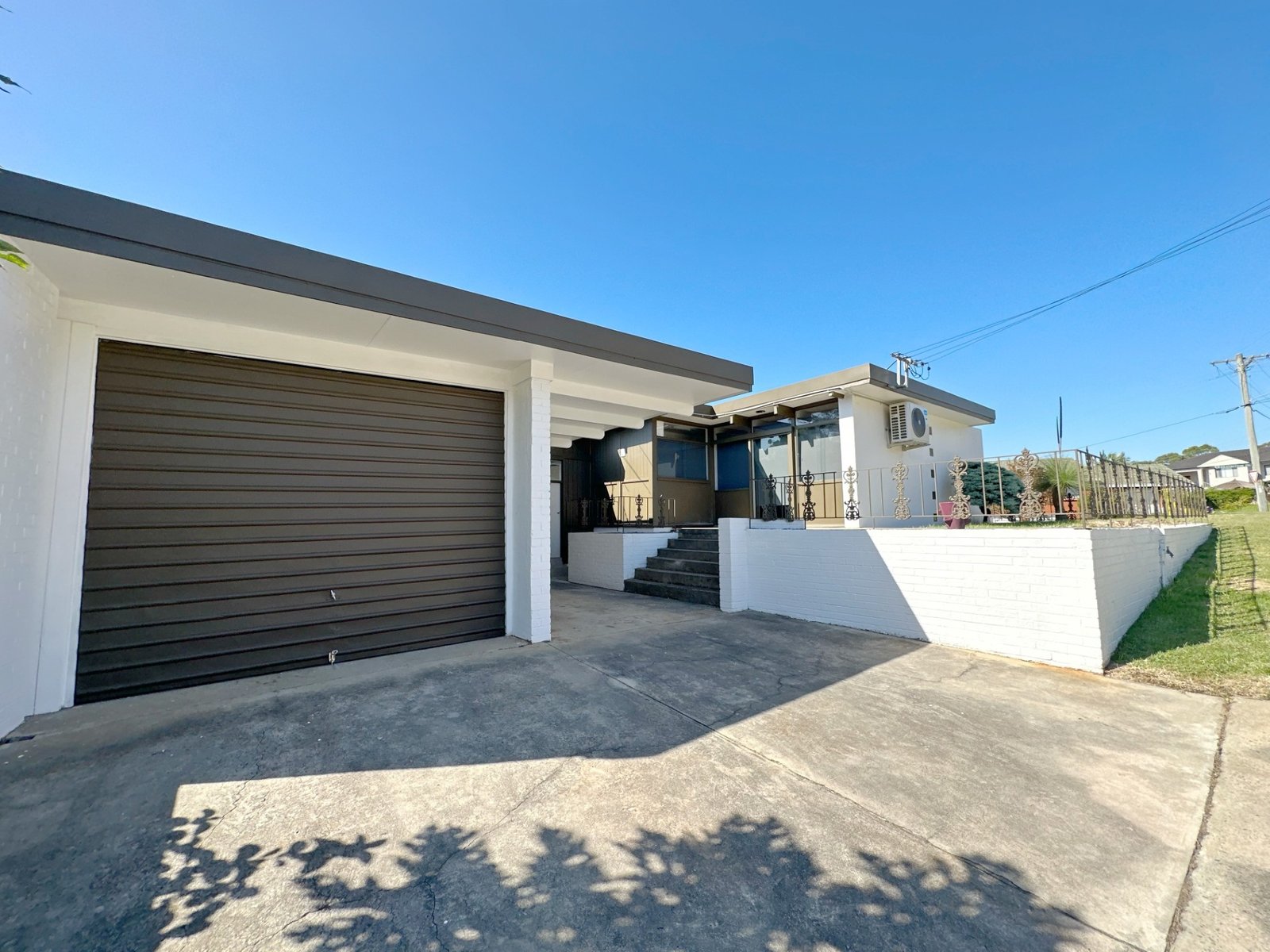 35 Exhibition Parade MOUNT PRITCHARD 9