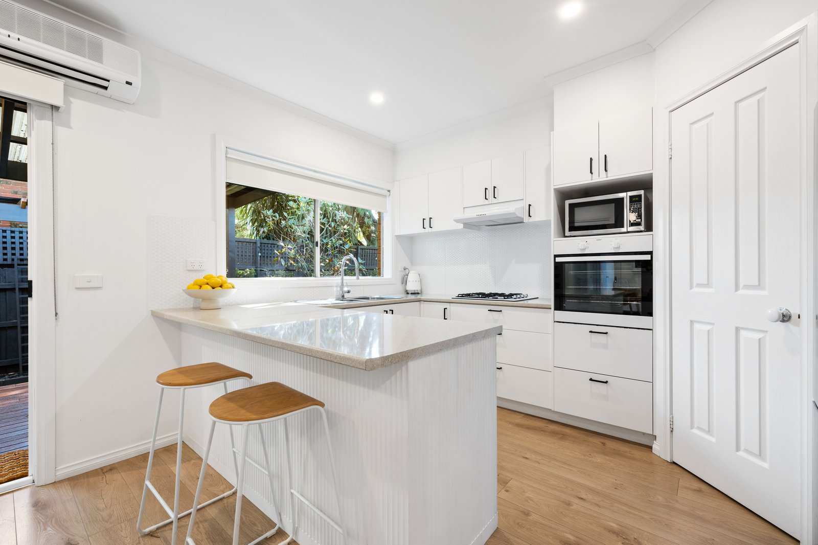 Gallery: 3/5 Farm Road