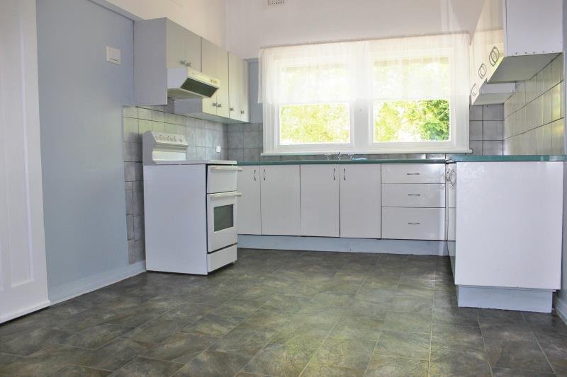 35 Fernleigh Road MOUNT AUSTIN 4