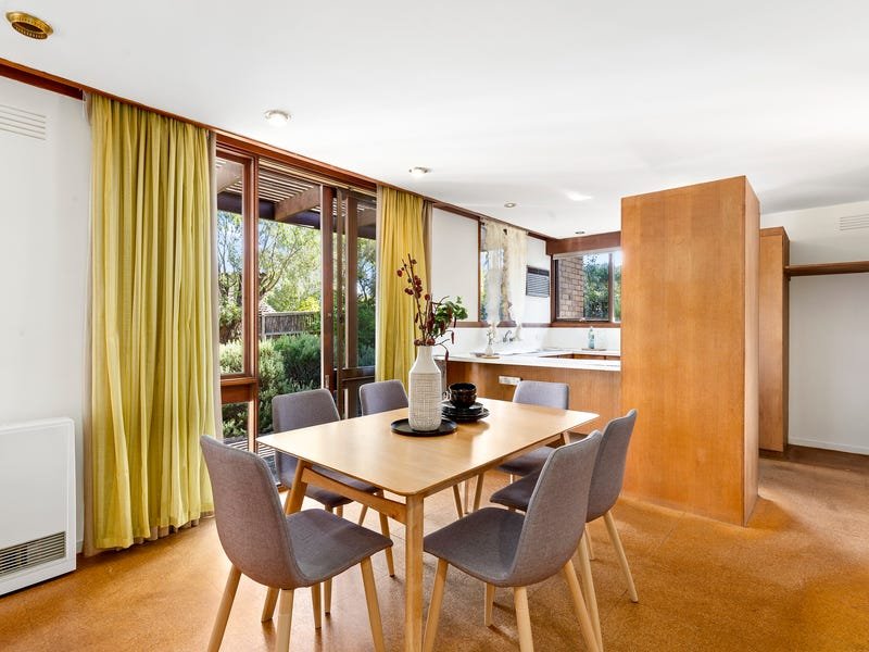 Real Estate and Property in 35 Finlayson Street, Rosanna, VIC