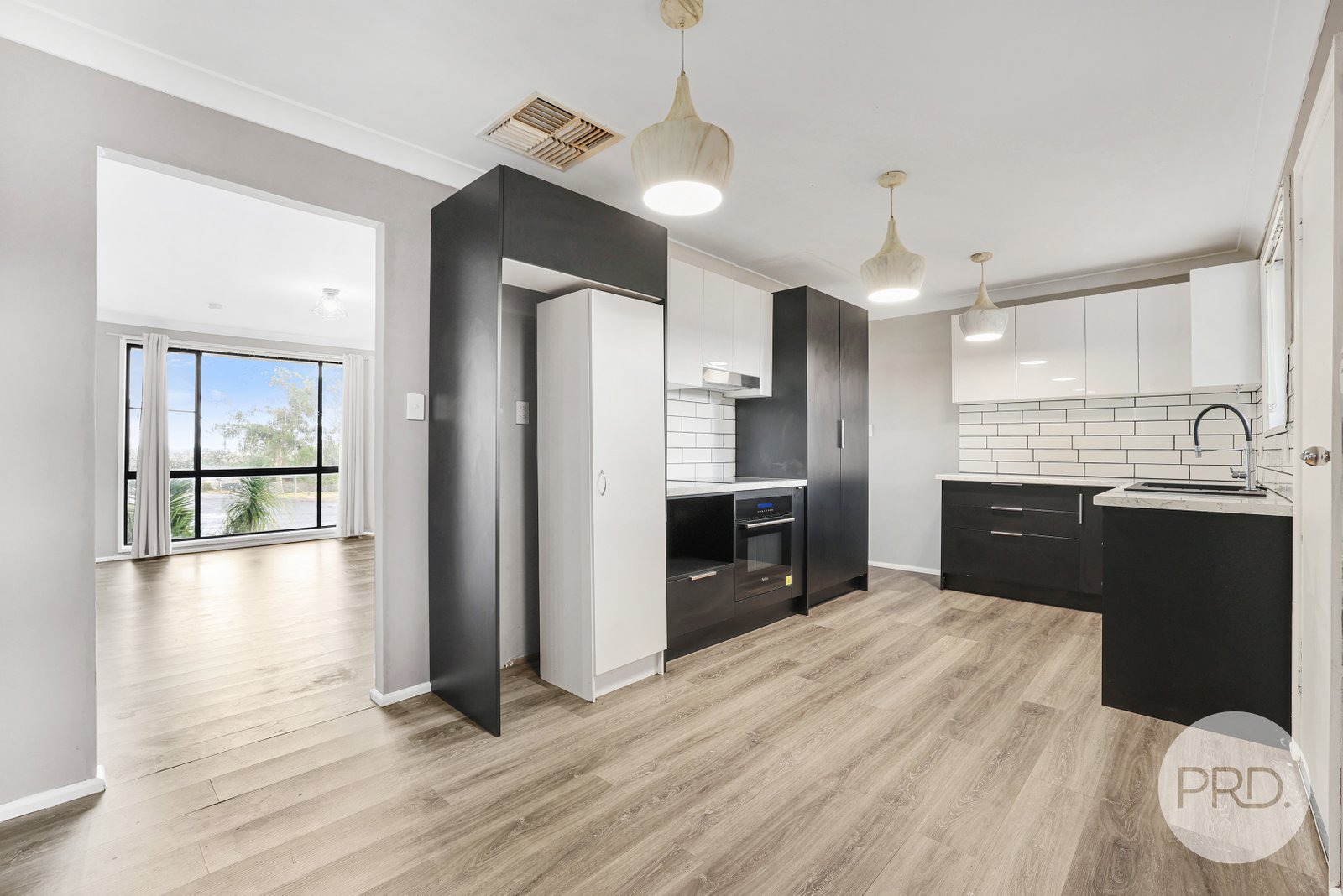 35 Fisher Road TAMWORTH 6