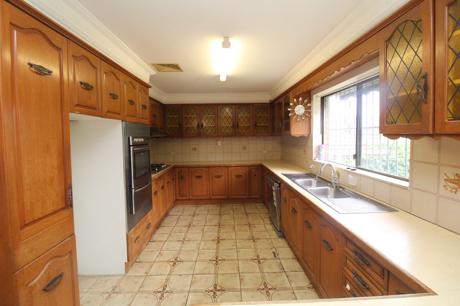 35 FLORA Street ROSELANDS 4