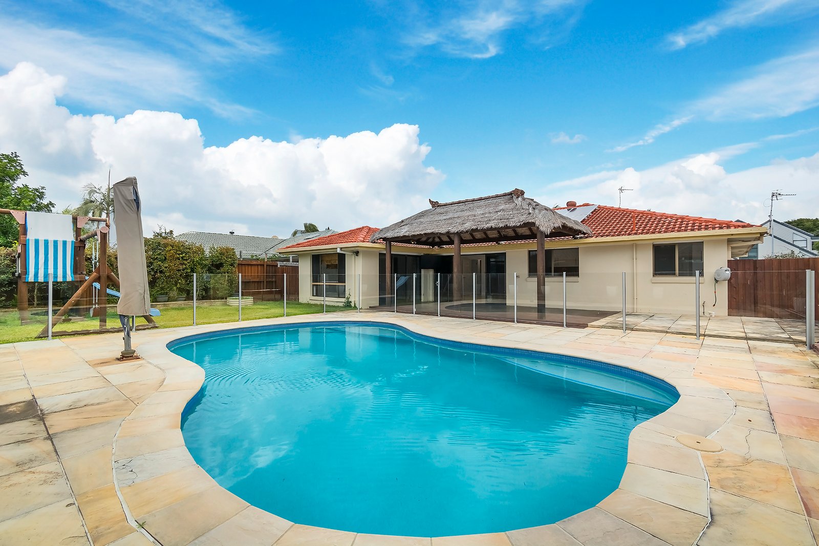35 Forster Avenue BUNDALL 12