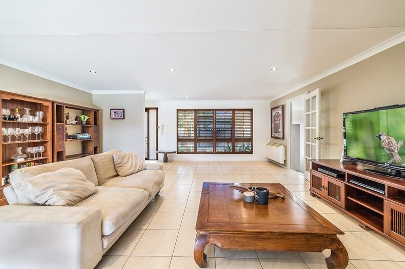 35 Forster Avenue BUNDALL 5