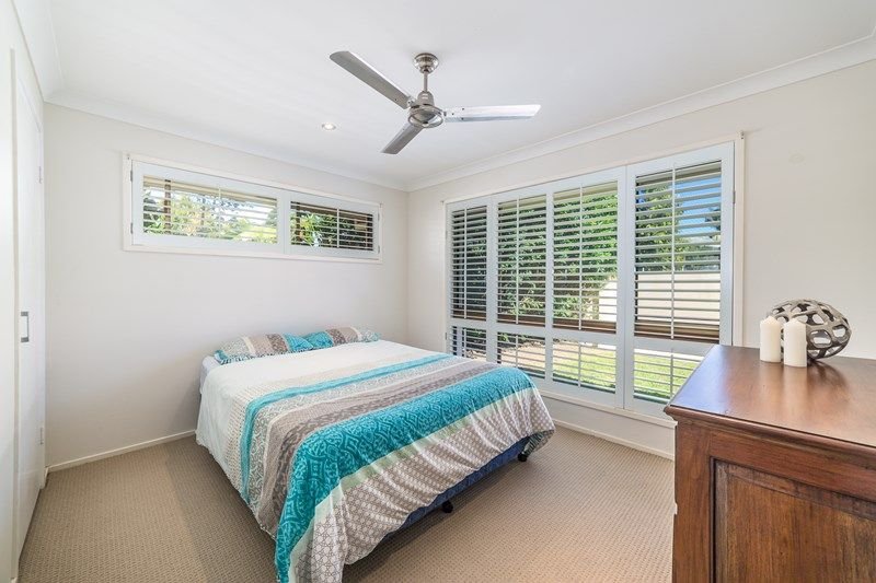 35 Forster Avenue BUNDALL 16
