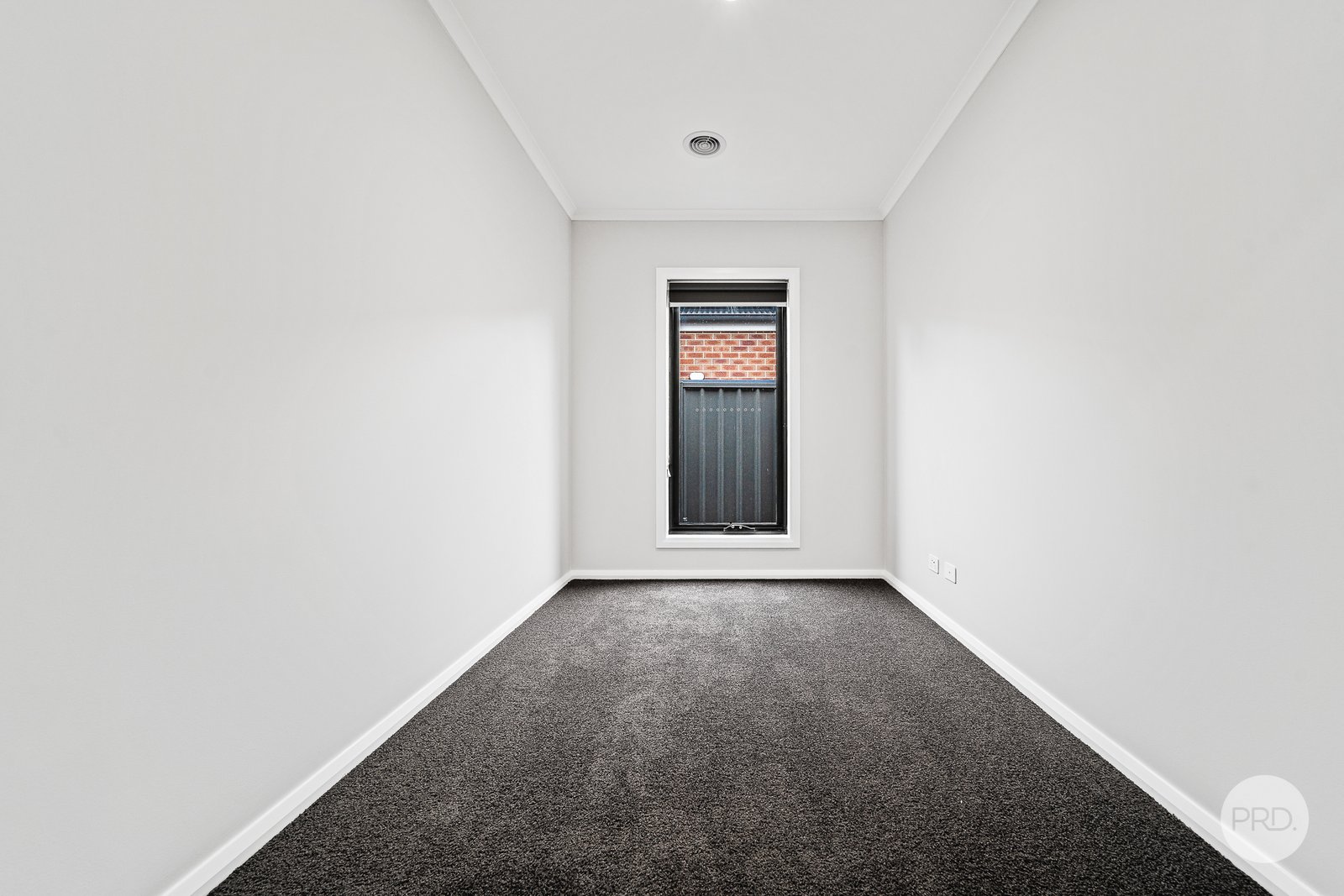 35 Friswell Avenue FLORA HILL 8