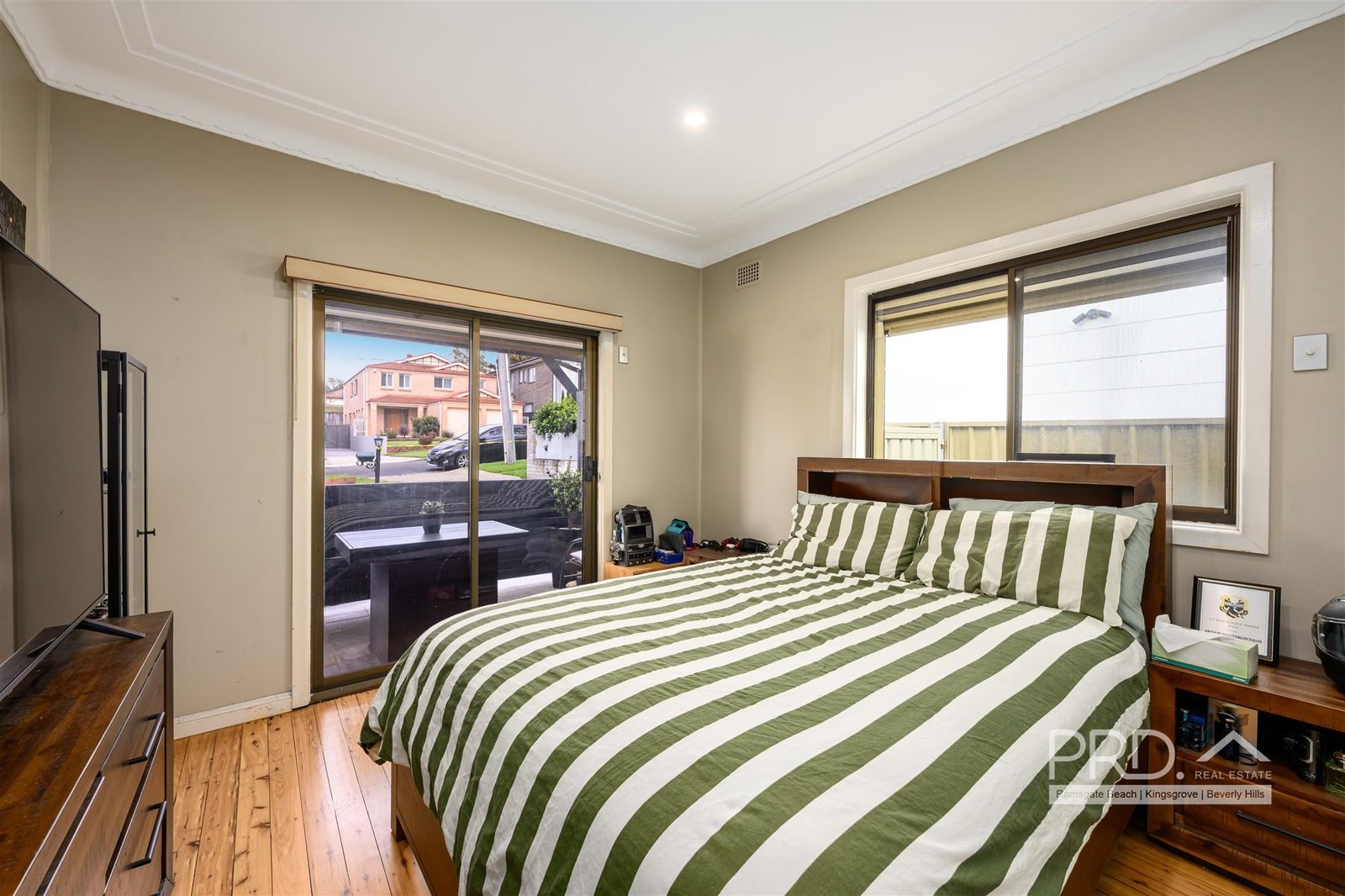 35 Glamis Street KINGSGROVE 8