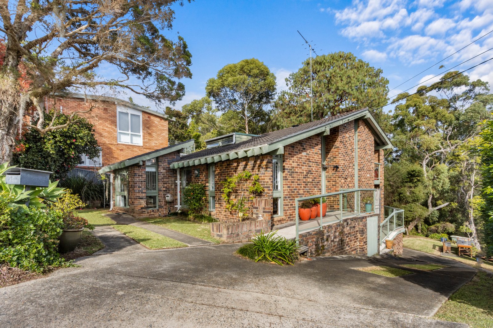 35 Grandview Crescent LUGARNO 21