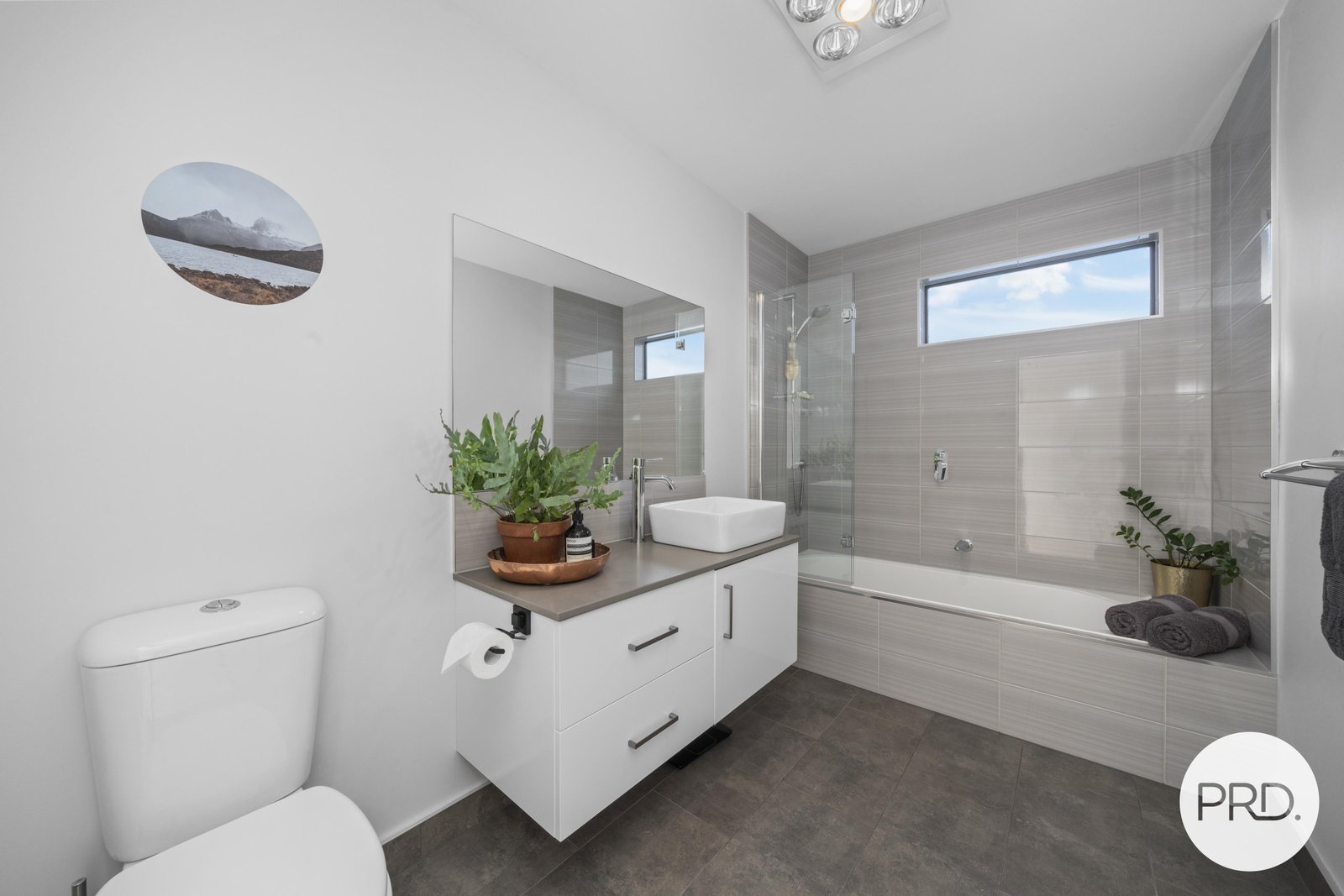 35 Grevillea Avenue OLD BEACH 8