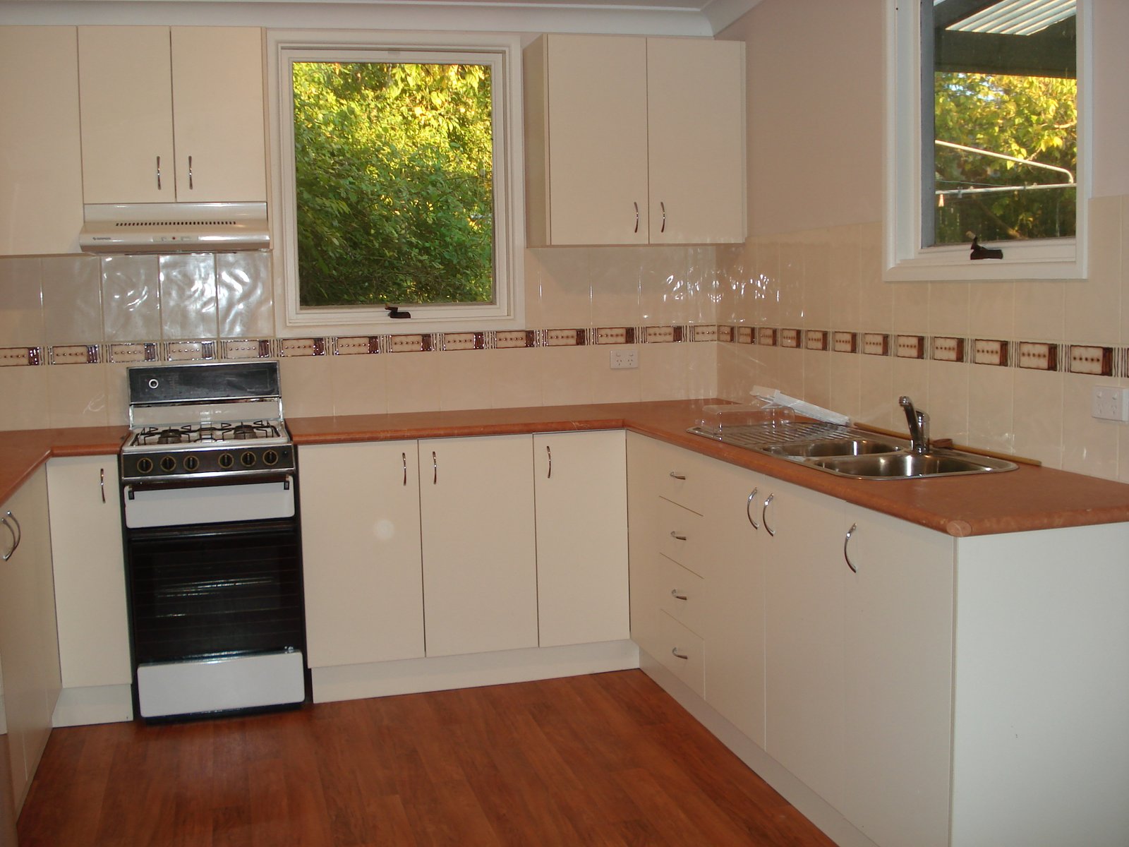 35 Groves Street TALBINGO 7
