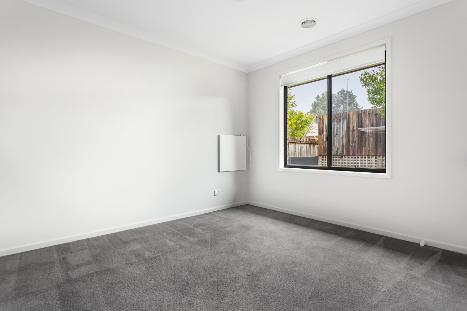 Real Estate and Property in 3/5 Hall Court, Kyneton, VIC