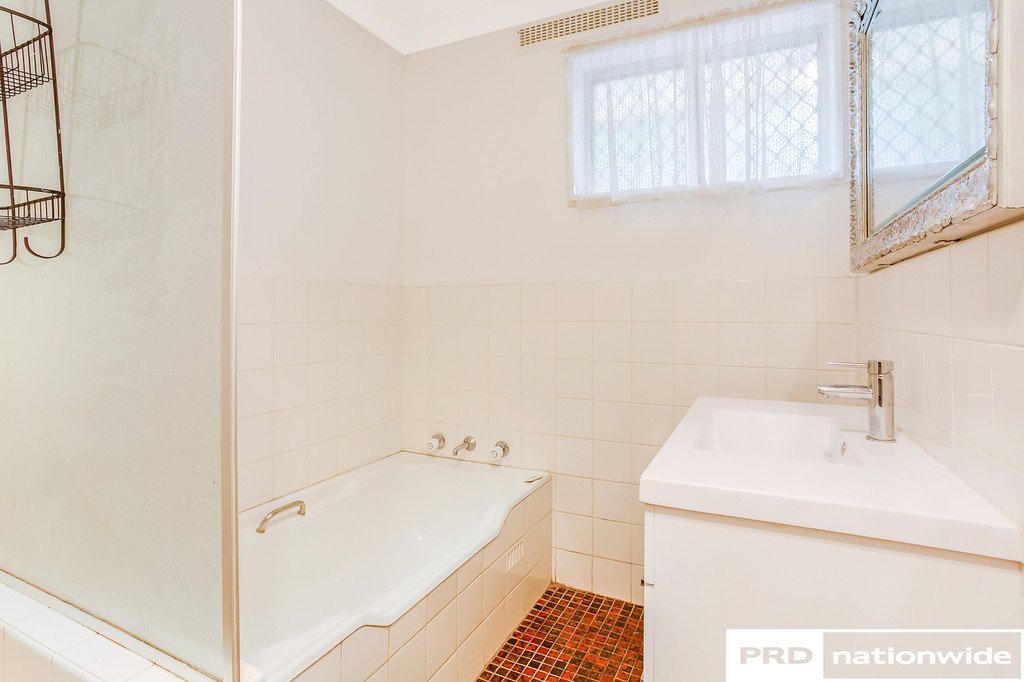 35 Hall Street TAMWORTH 13