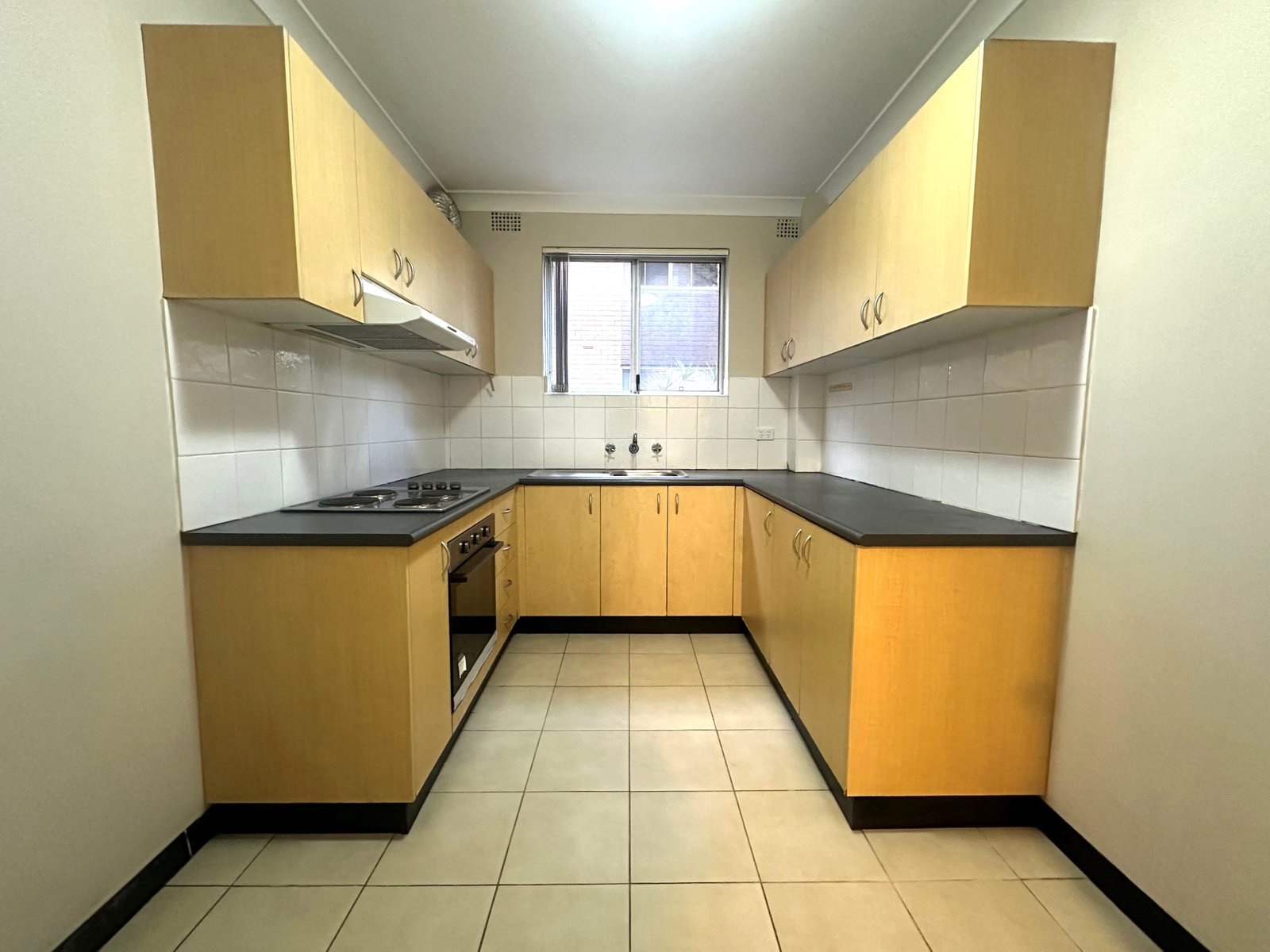 3/5 Harnett Avenue MARRICKVILLE 3