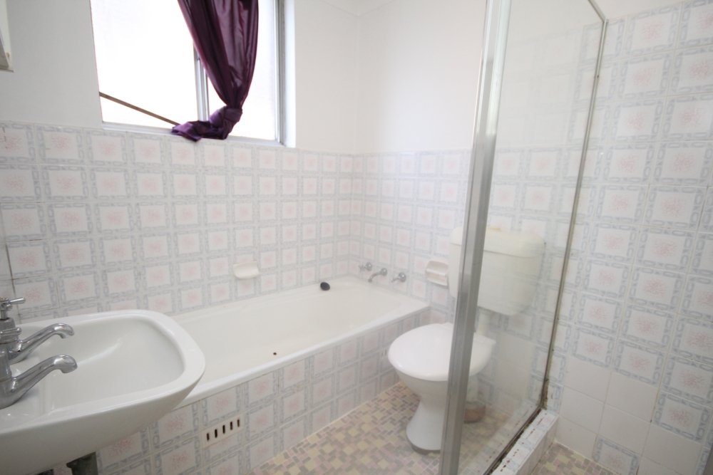 3/5 Harnett Avenue MARRICKVILLE 4