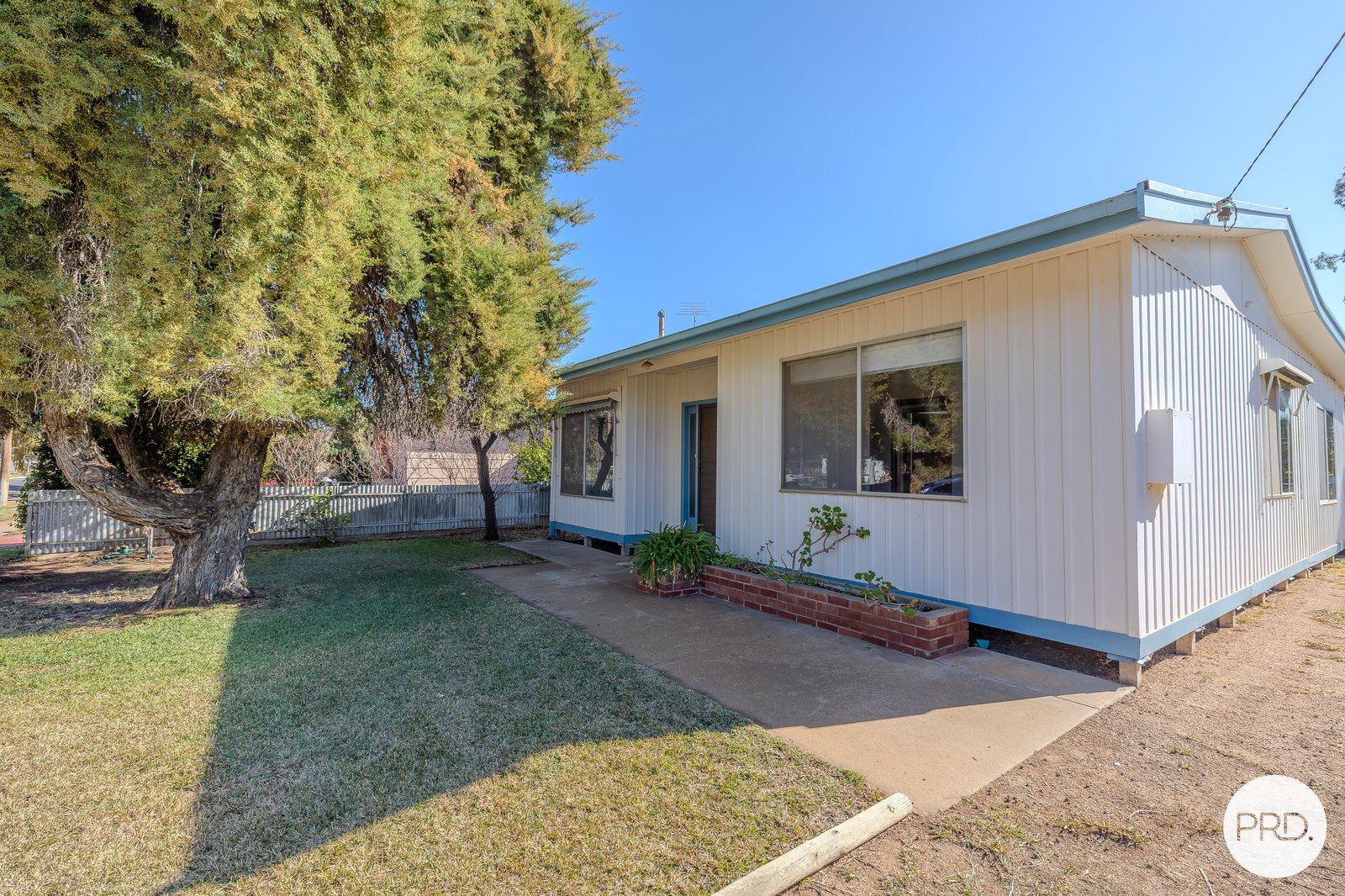 35 Helena Street WENTWORTH 2