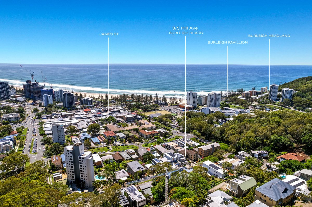 3/5 Hill Avenue Burleigh Heads 13