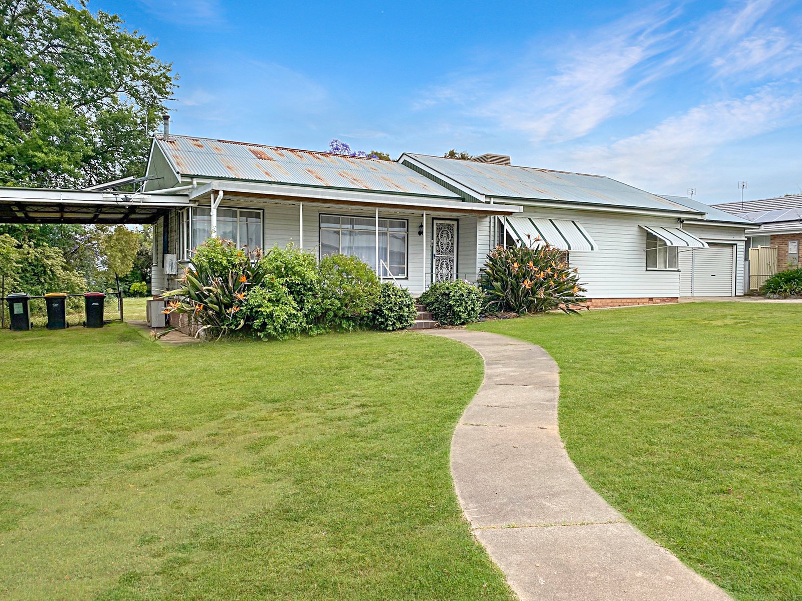 35 Hillvue Road TAMWORTH NSW 2340
