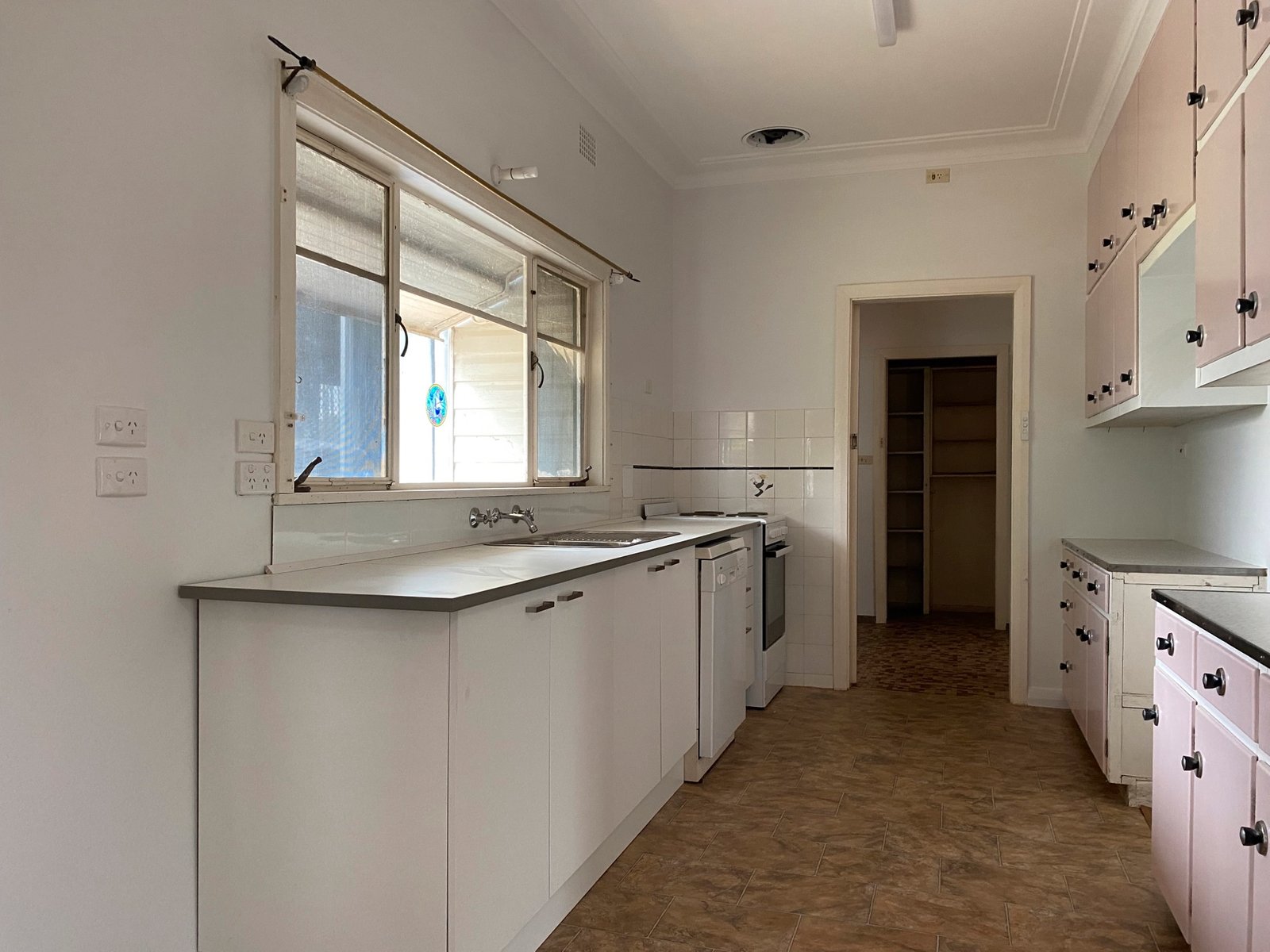 35 Hillvue Road TAMWORTH 3