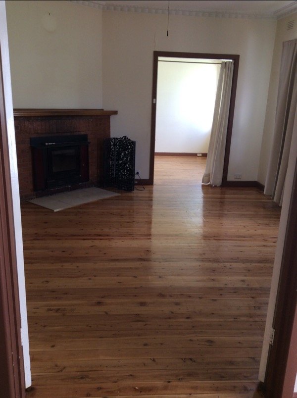 35 King St  TUMBARUMBA 3