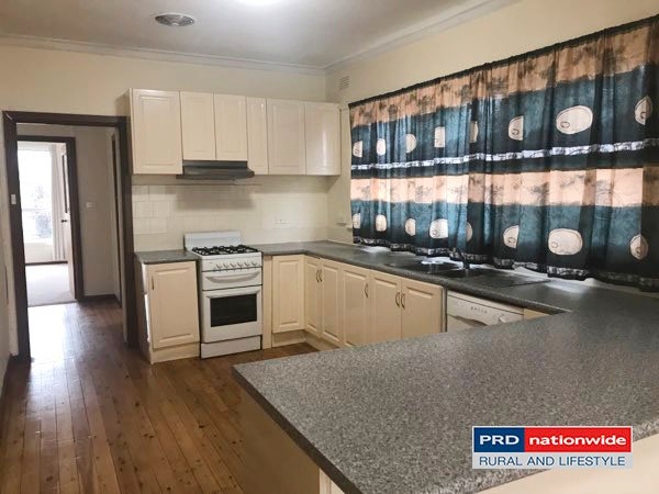 35 King Street TUMBARUMBA 2