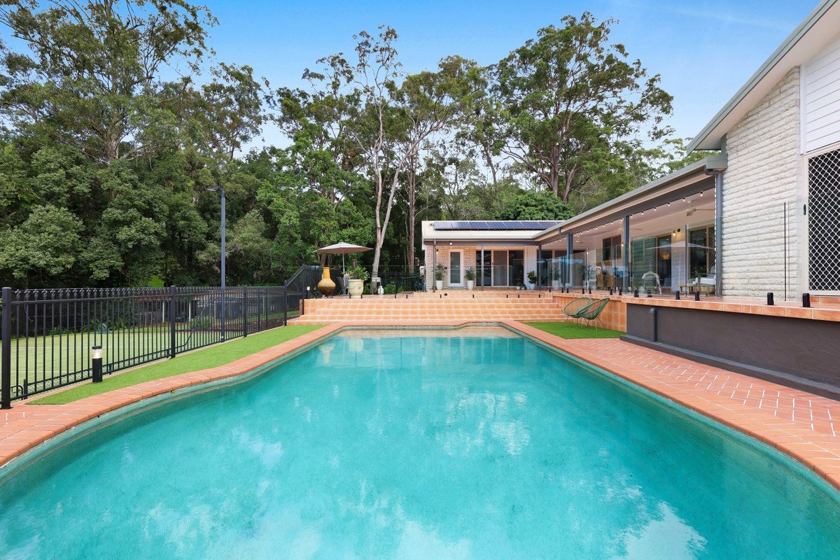 35 Koombahla Drive Tallebudgera 25
