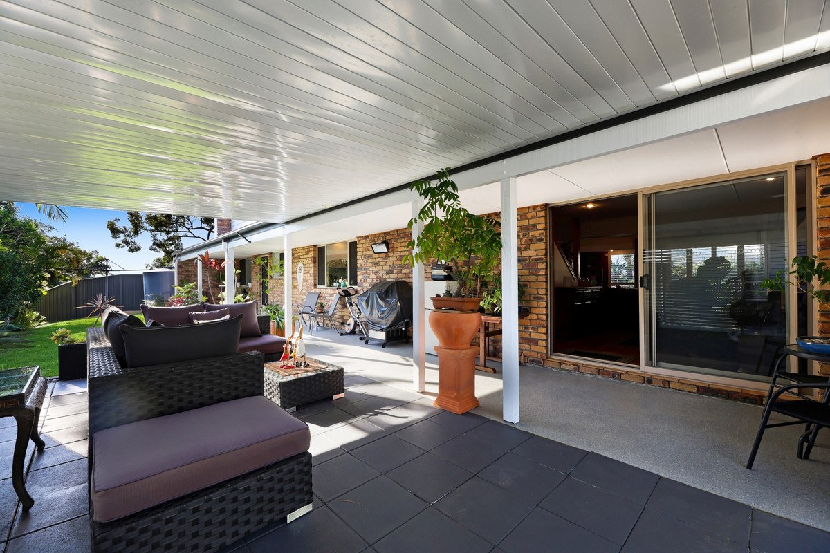 35 Ladds Ridge Road BURLEIGH HEADS 5