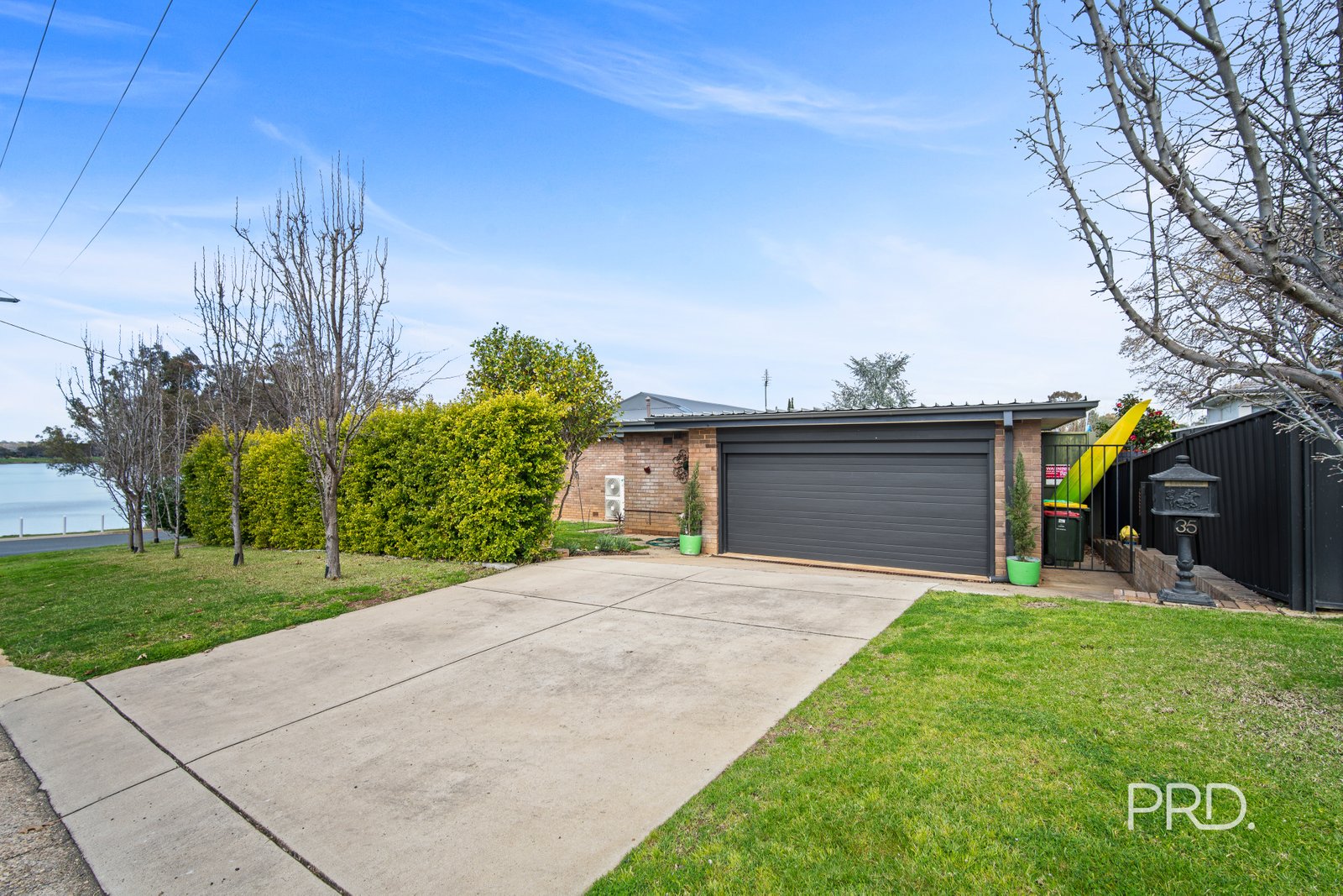 35 Lakeside Drive LAKE ALBERT 35
