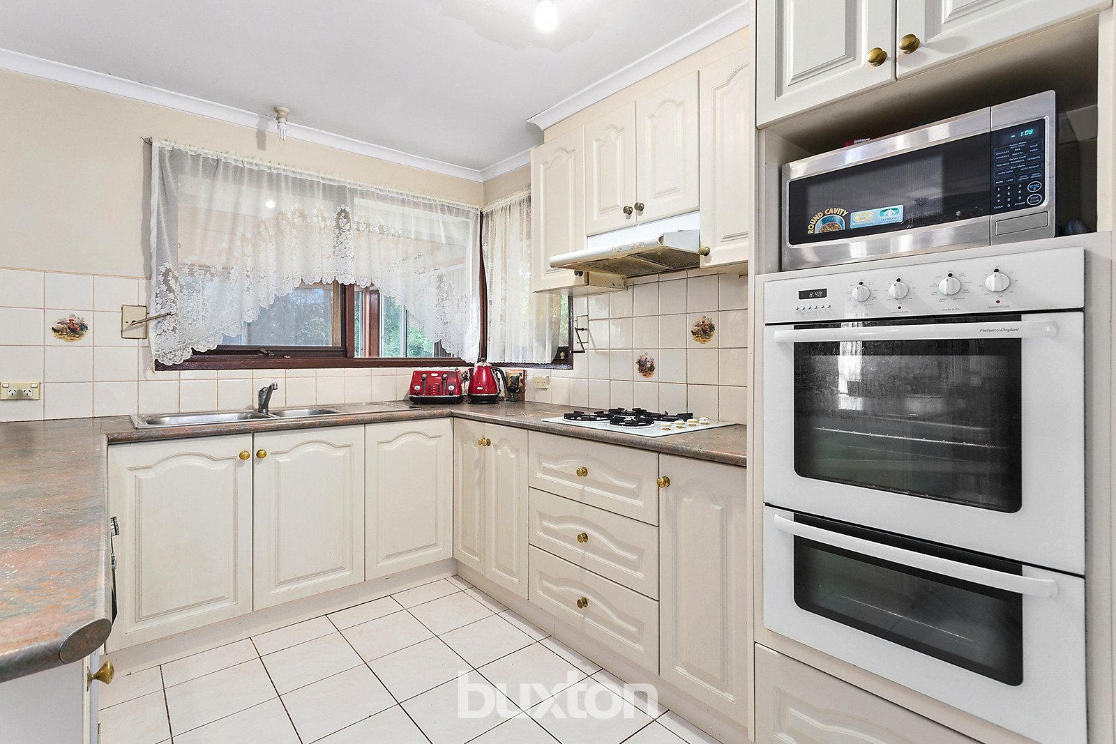 Gallery: 35 Leonard Close