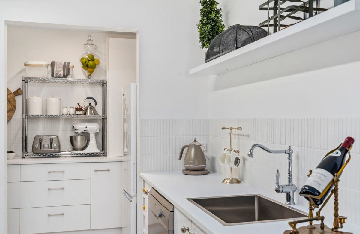 3/5 Lind Avenue Palm Beach 5