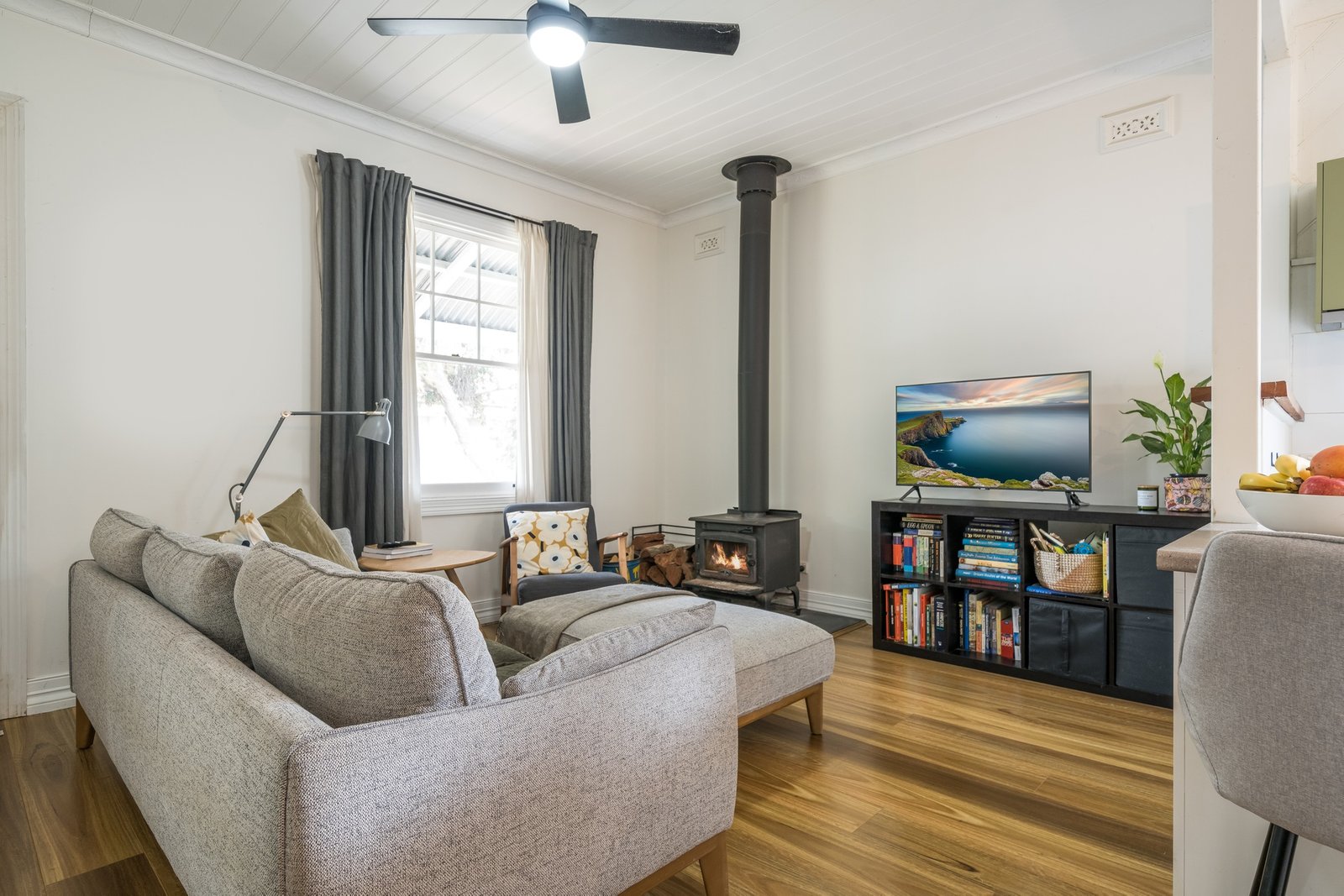 Gallery: 35 Loch Street