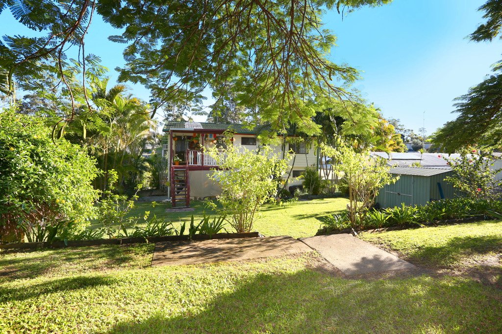 35 Macquarie Avenue MOLENDINAR 2