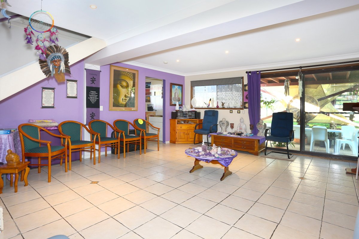 35 Macquarie Avenue MOLENDINAR 4