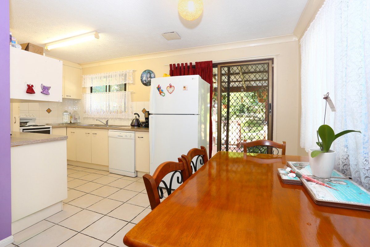 35 Macquarie Avenue MOLENDINAR 5