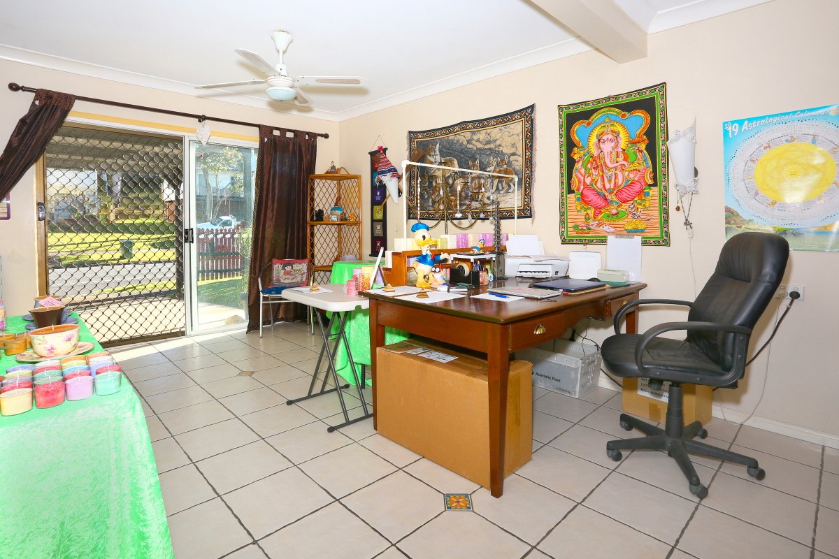 35 Macquarie Avenue MOLENDINAR 15