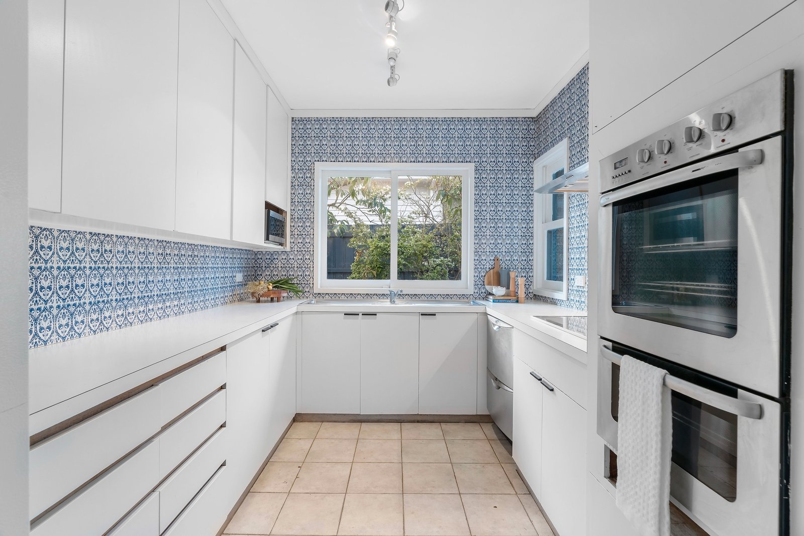 Real Estate and Property in 35 Mangarra Road, Canterbury, VIC