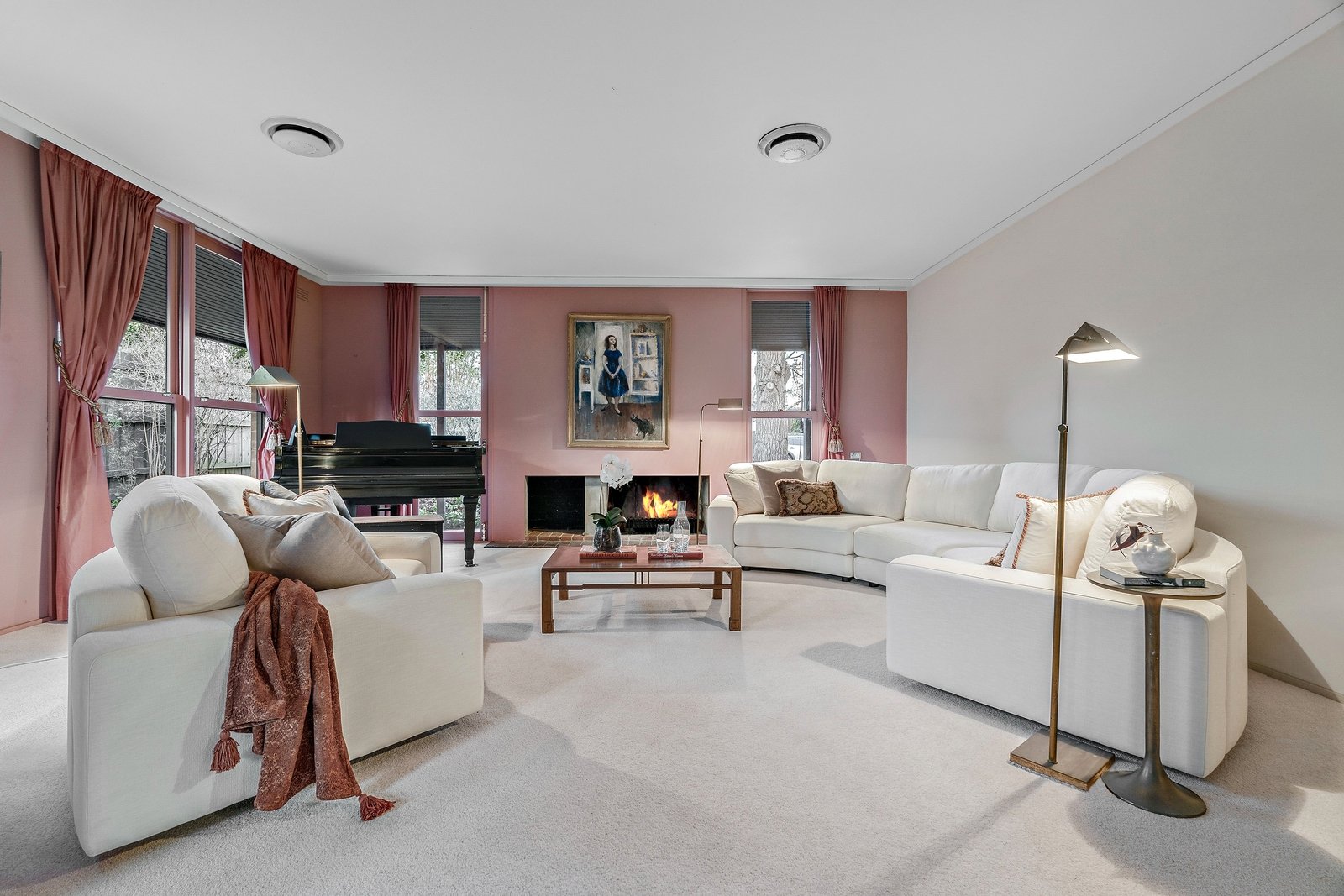 Real Estate and Property in 35 Mangarra Road, Canterbury, VIC