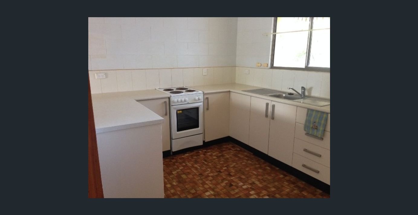 3/5 Marathon Street PROSERPINE 2