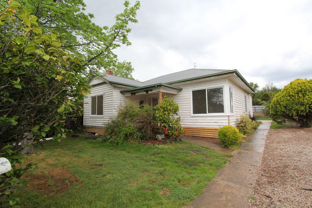 35 Melbourne Road CRESWICK 11