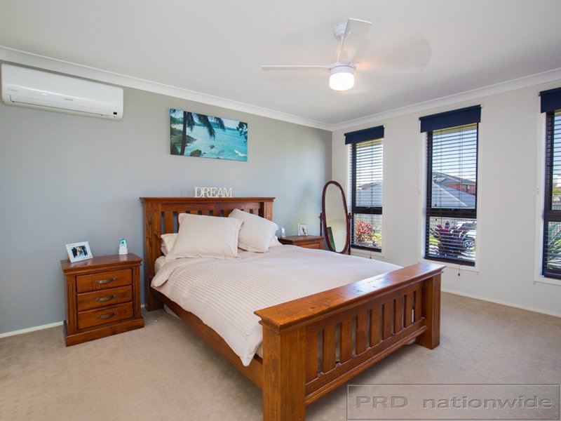 35 Mistfly Street CHISHOLM 11